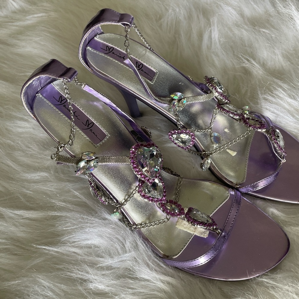 Elegant Purple Heels with Crystal Details
